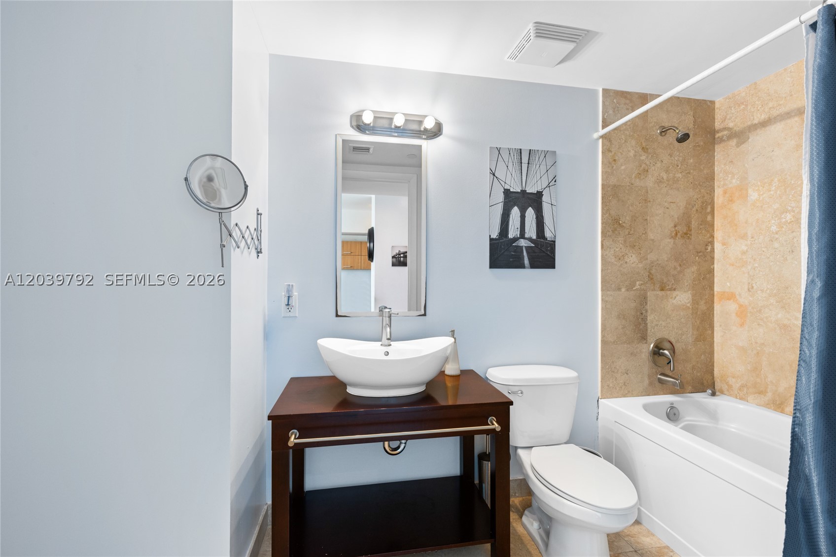350 S Miami Ave #2815, Miami FL 33130