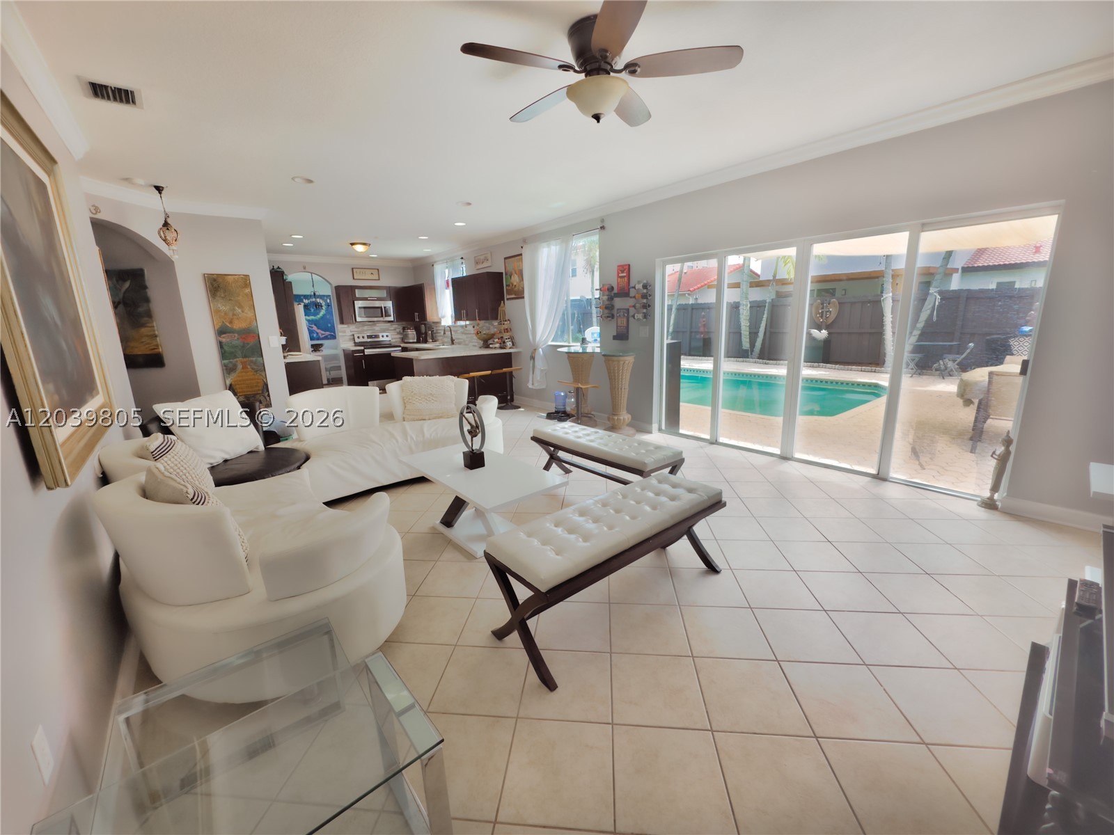 2105 NE 38th Rd, Homestead FL 33033