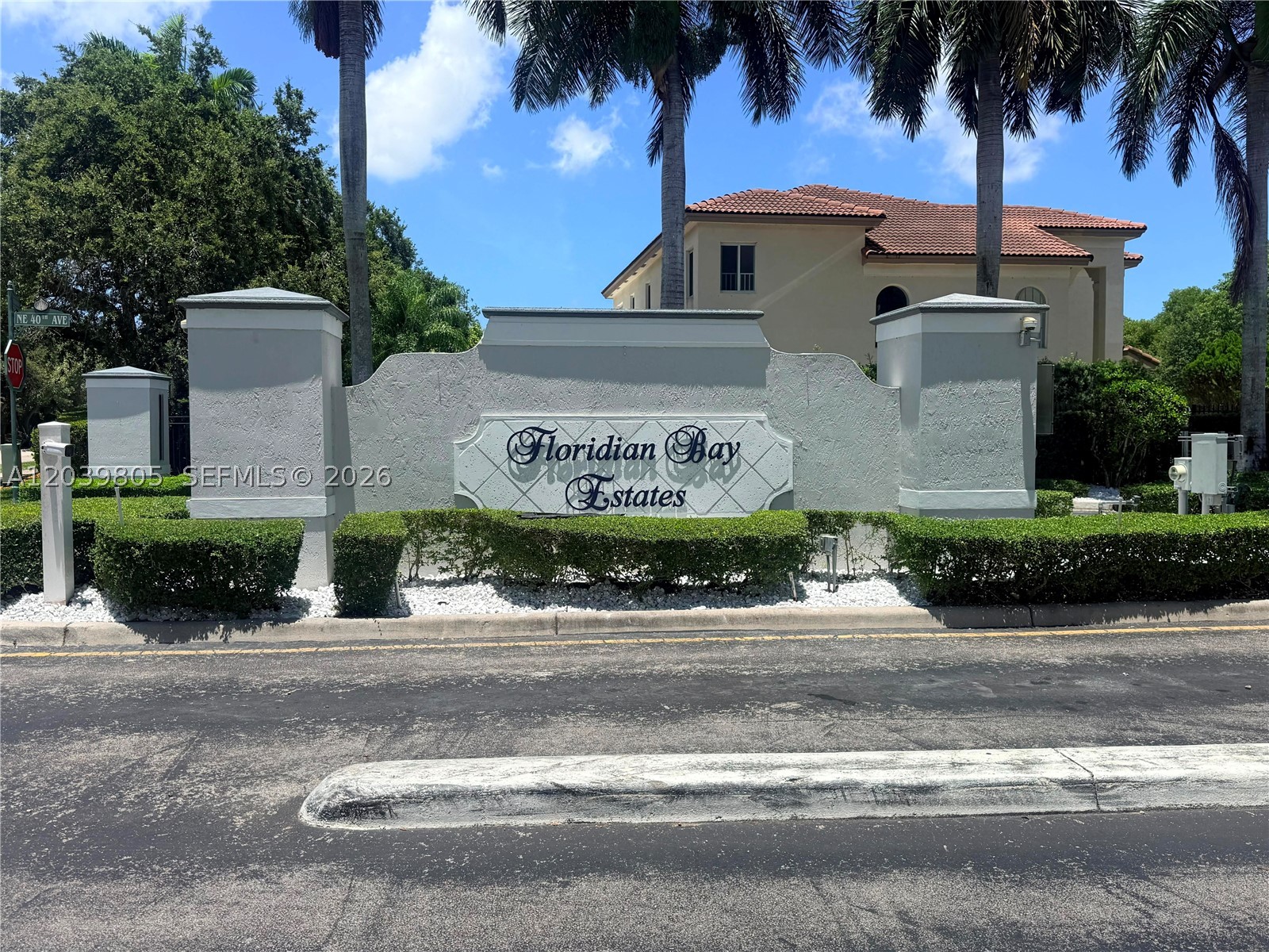 2105 NE 38th Rd, Homestead FL 33033