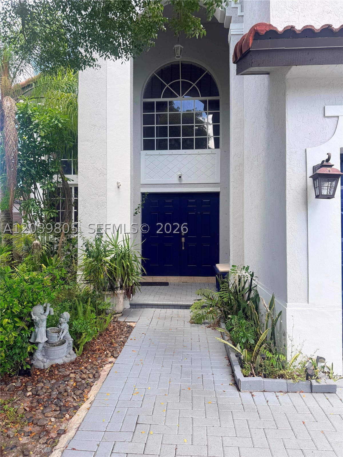 2105 NE 38th Rd, Homestead FL 33033