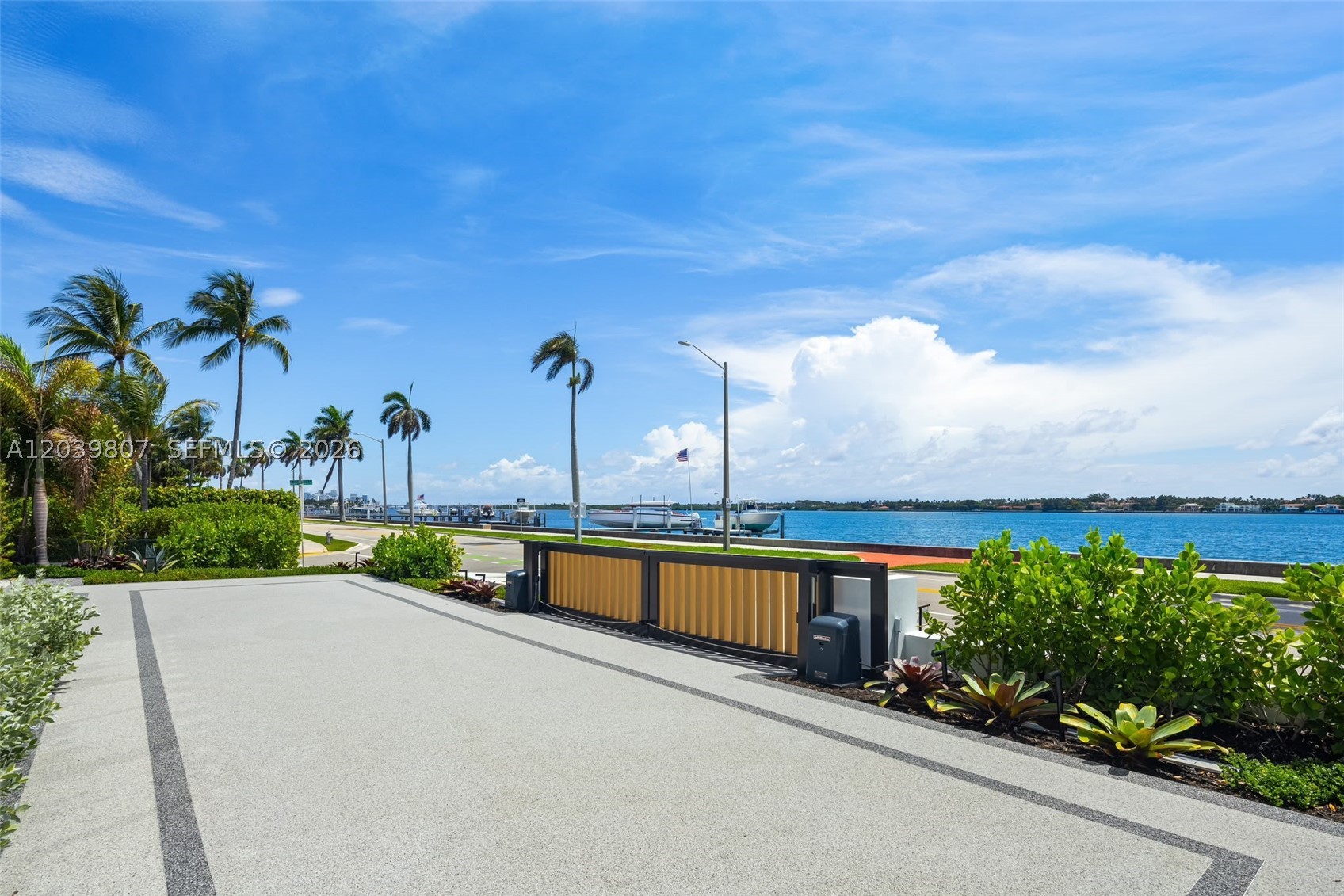 6315 S Flagler Dr, West Palm Beach FL 33405