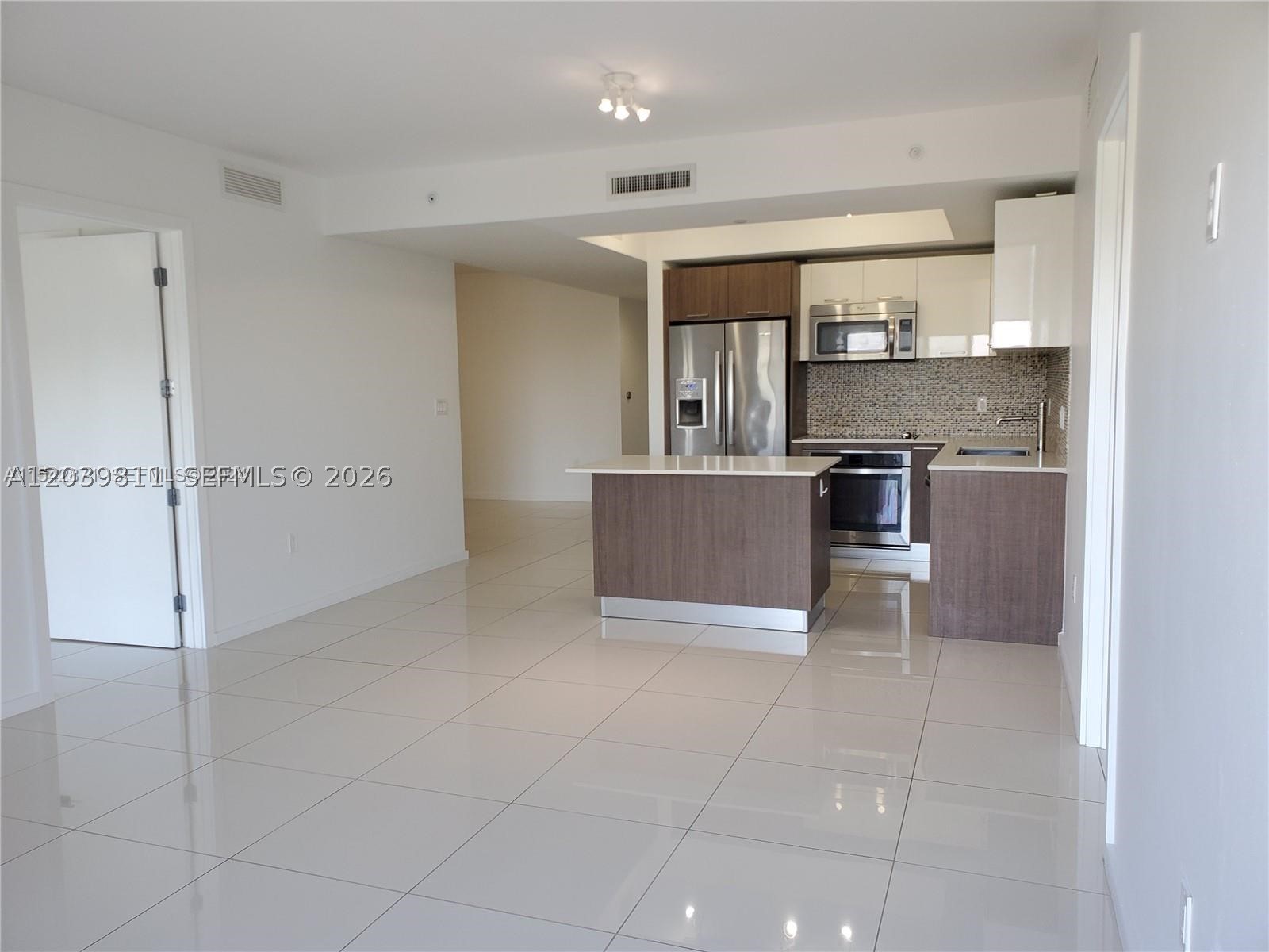 5252 NW 85th Ave #1504, Doral FL 33166