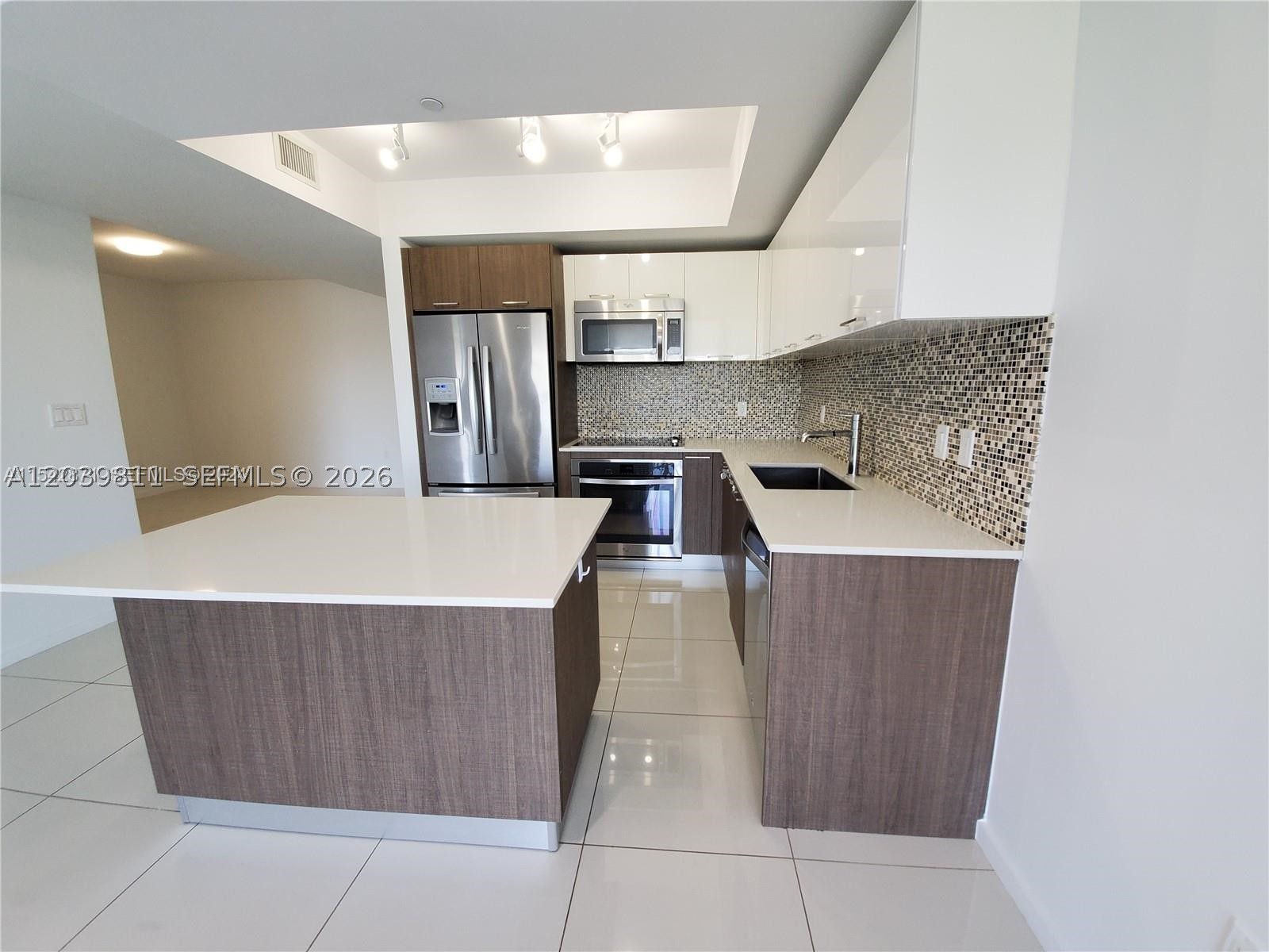 5252 NW 85th Ave #1504, Doral FL 33166