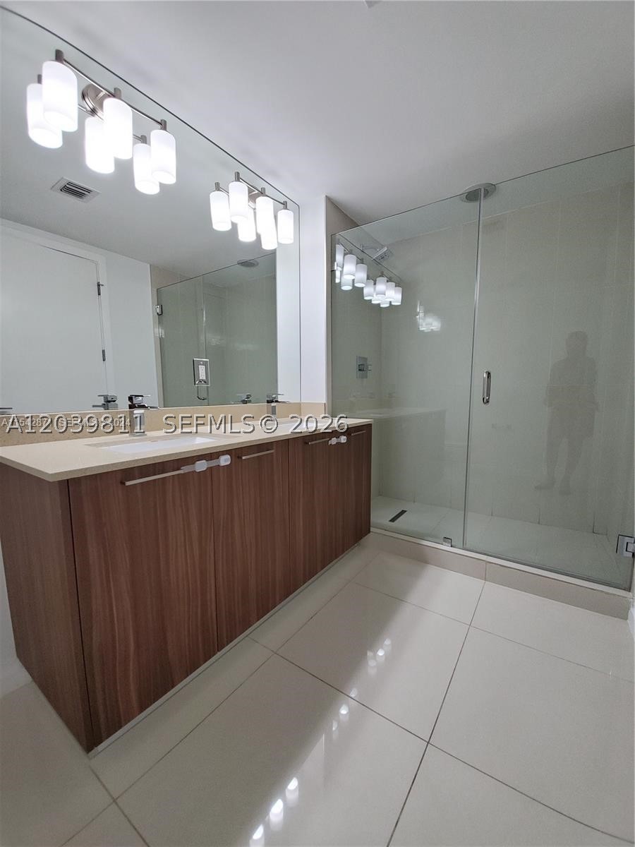 5252 NW 85th Ave #1504, Doral FL 33166