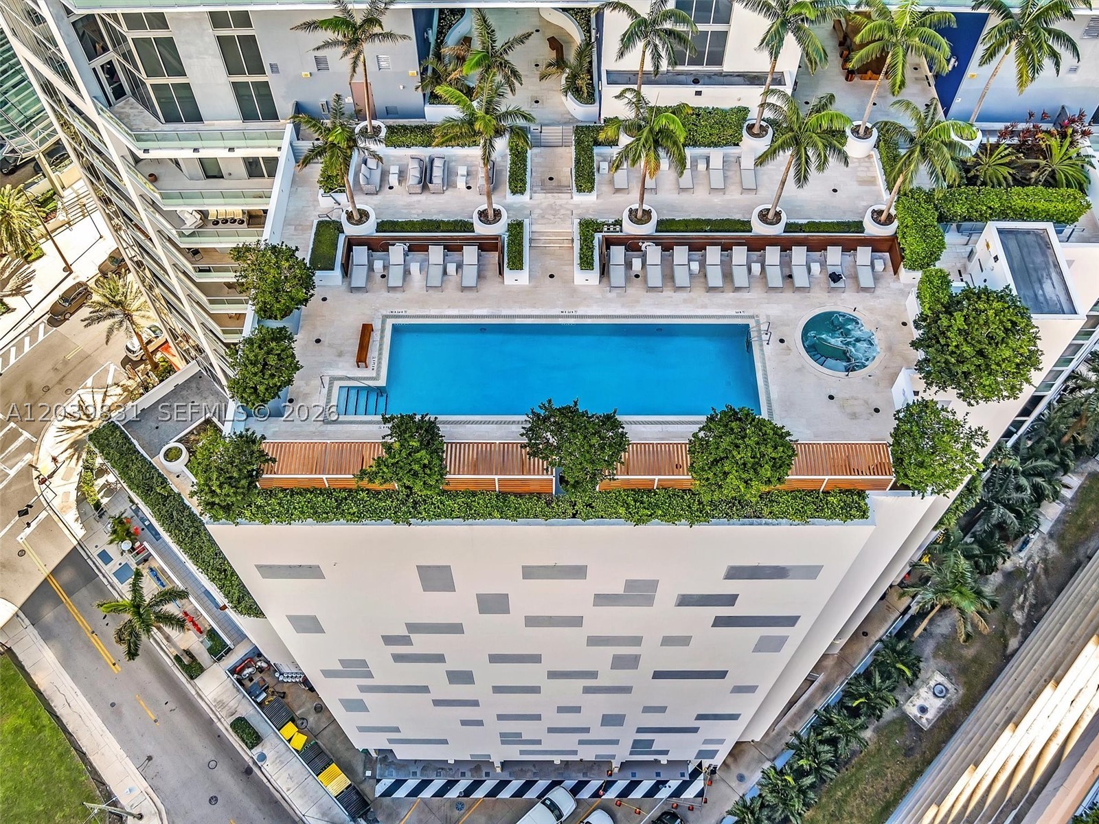 1300 E Brickell Bay Dr #4202, Miami FL 33131