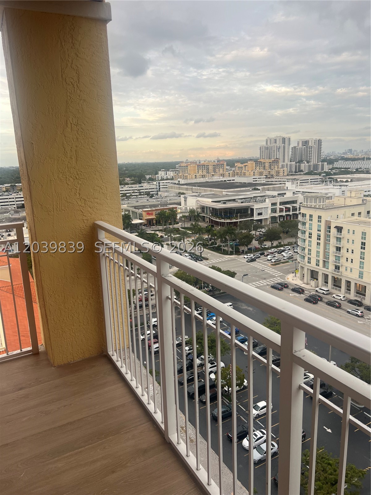 7350 SW 89th St #1602S, Miami FL 33156