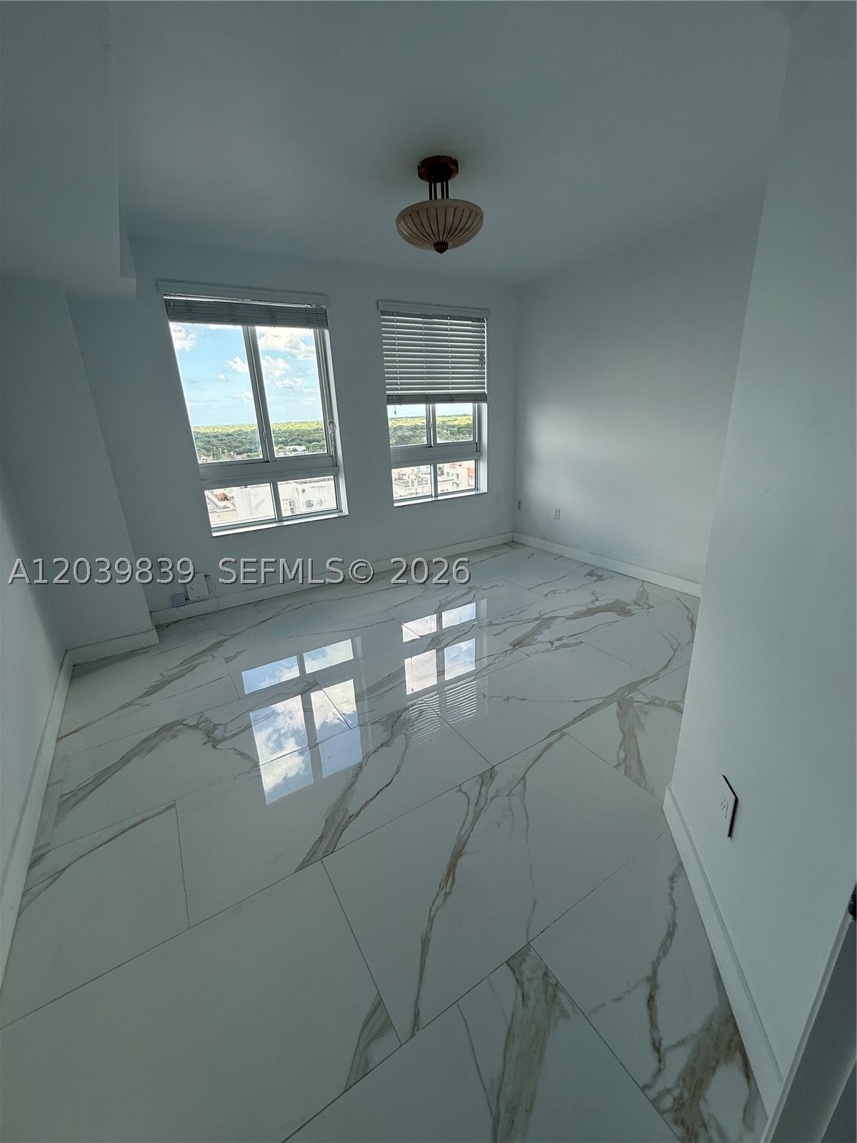 7350 SW 89th St #1602S, Miami FL 33156