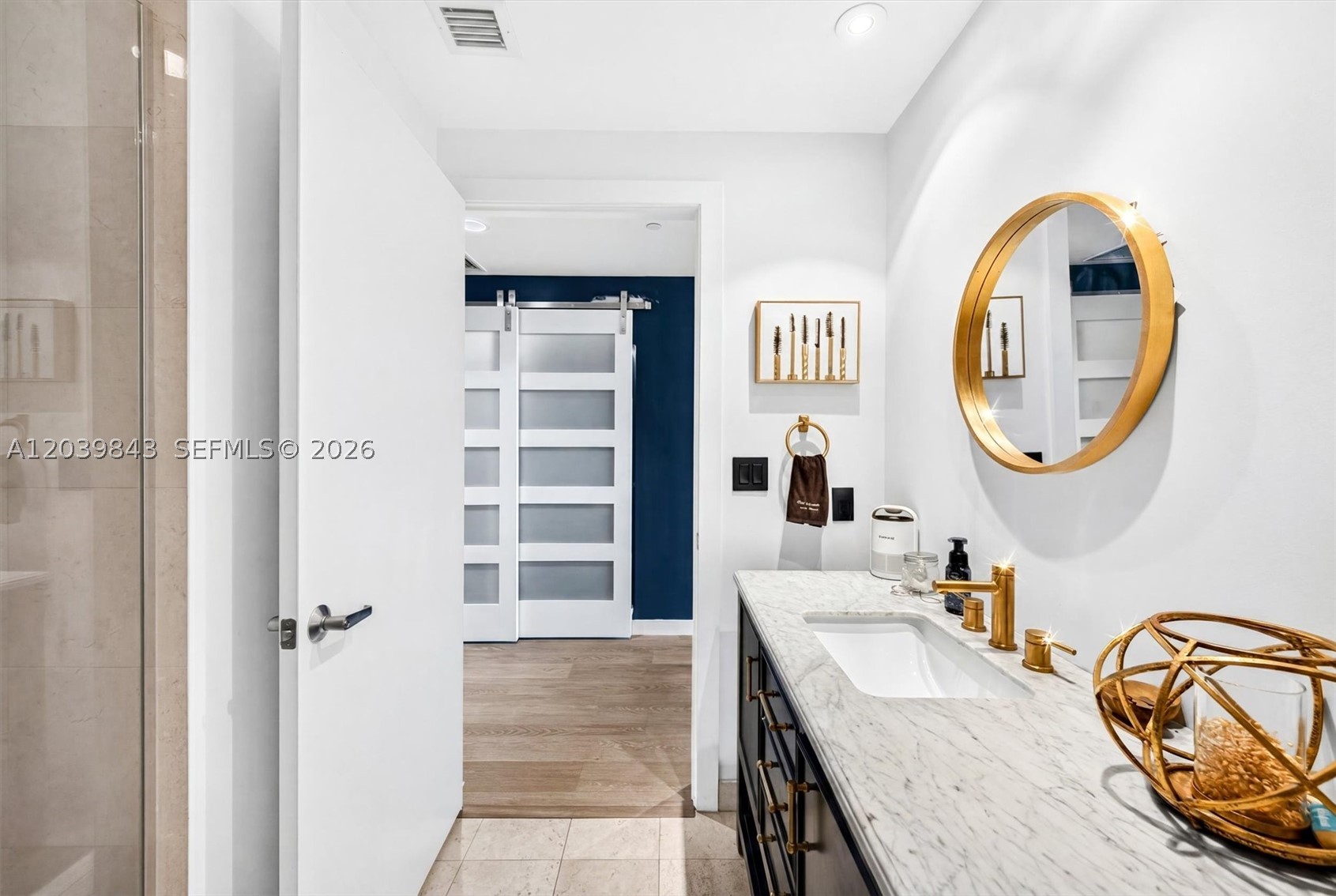 1050 Brickell Ave #420, Miami FL 33131