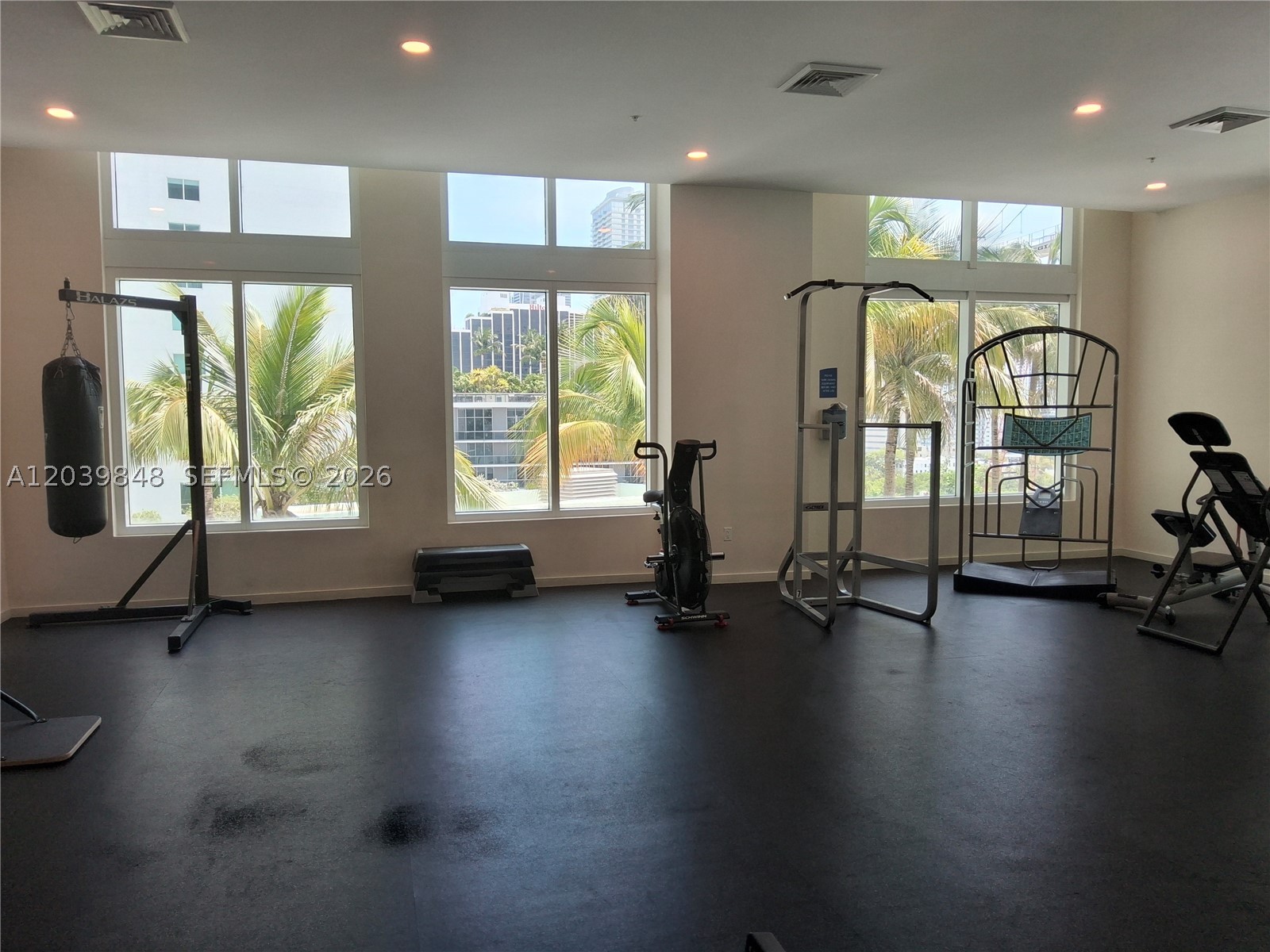 1900 N Bayshore Dr #3518, Miami FL 33132