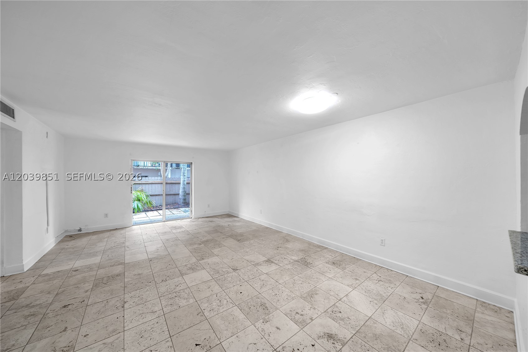 8650 SW 67th Ave #1010, Pinecrest FL 33156