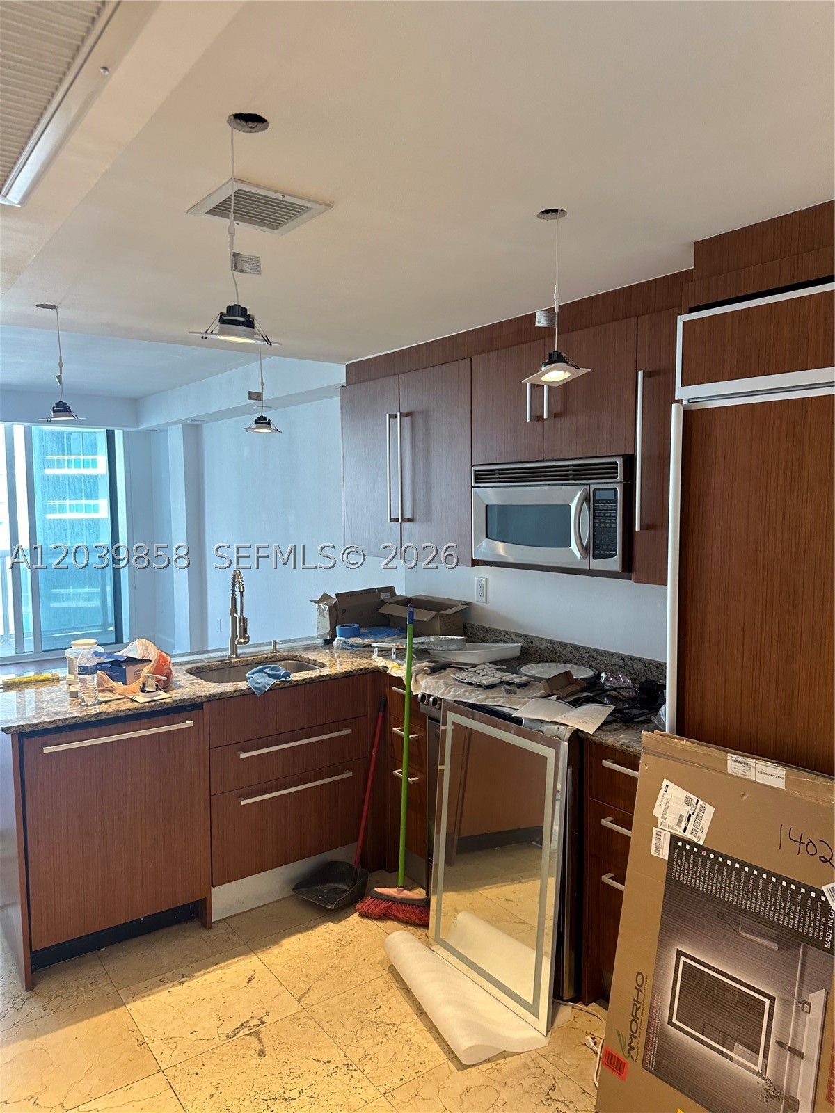 Bal Harbour FL 33180 - A12039858