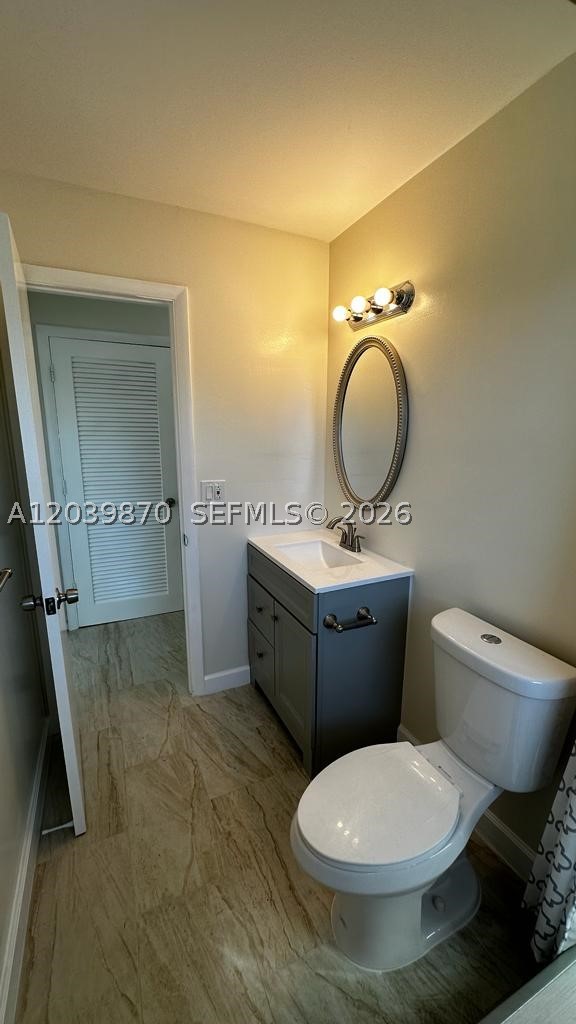 7480 SW 10th St #202A, North Lauderdale FL 33068