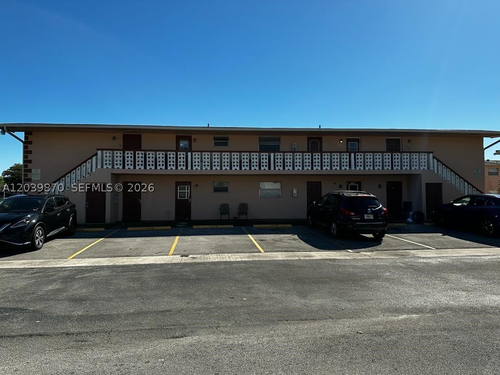 7480 SW 10th St #202A, North Lauderdale FL 33068