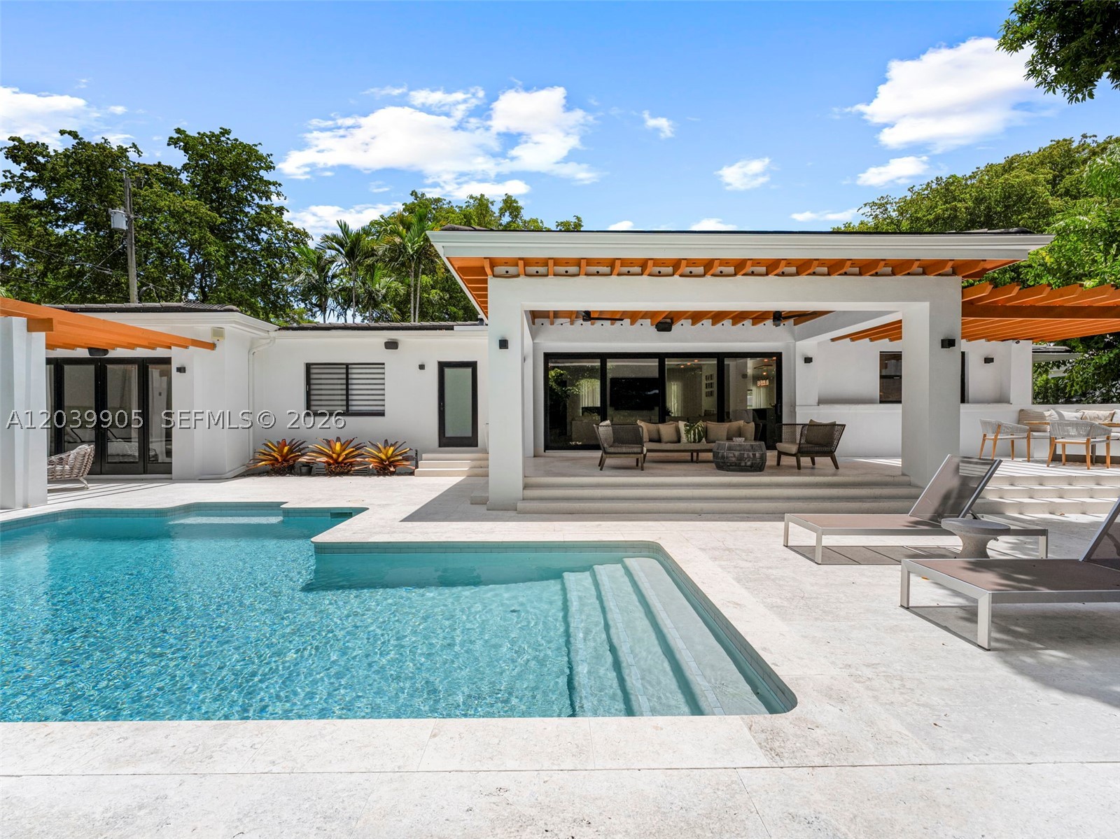 511 Perugia Ave, Coral Gables FL 33146
