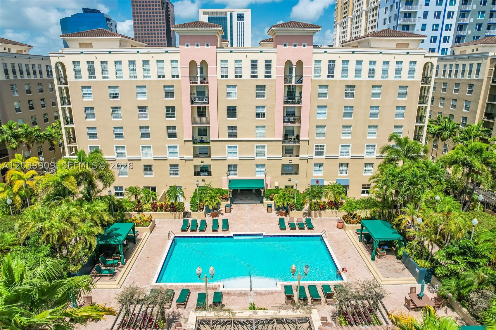 520 SE 5th Ave #1707, Fort Lauderdale FL 33301