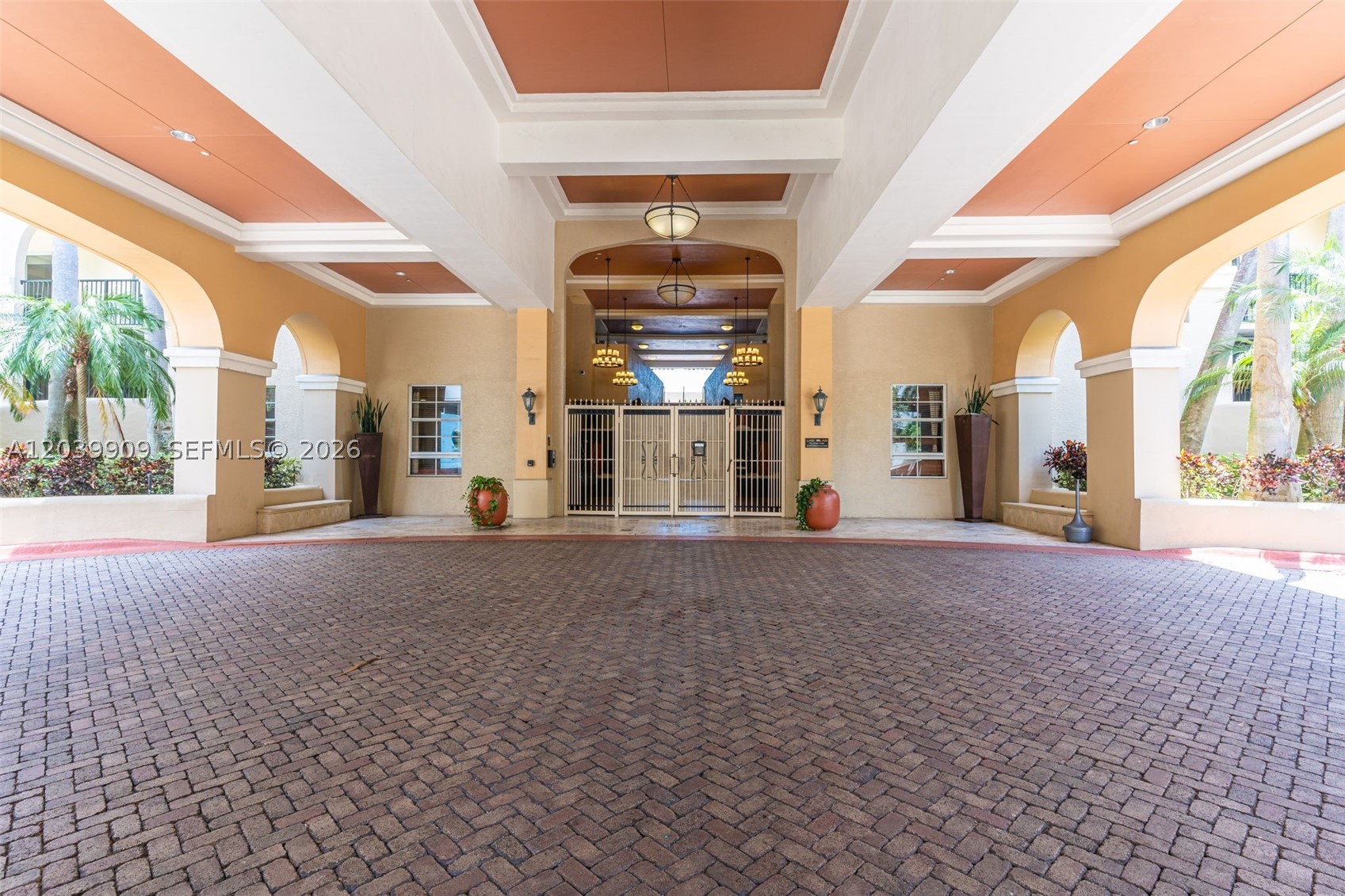 520 SE 5th Ave #1707, Fort Lauderdale FL 33301