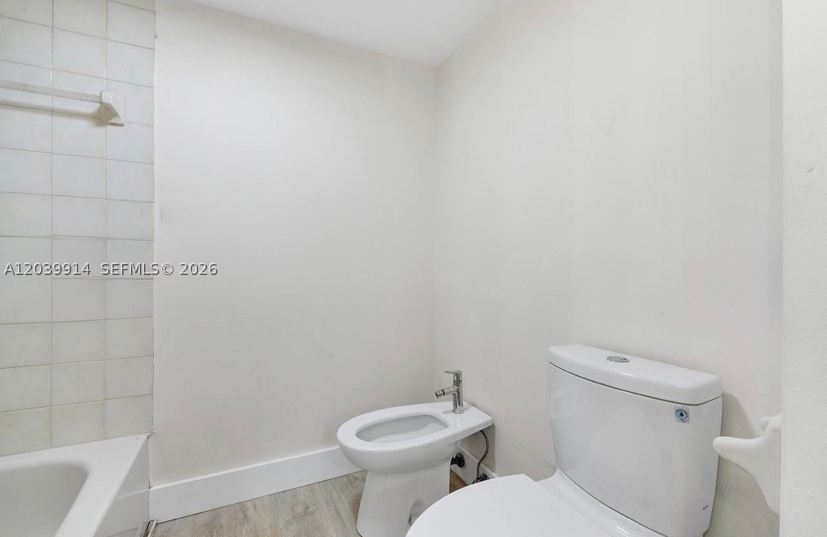 995 SW 84th Ave #223, Miami FL 33144