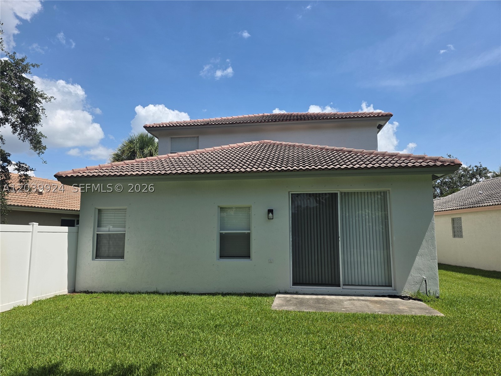 17124 NW 10th St, Pembroke Pines FL 33028
