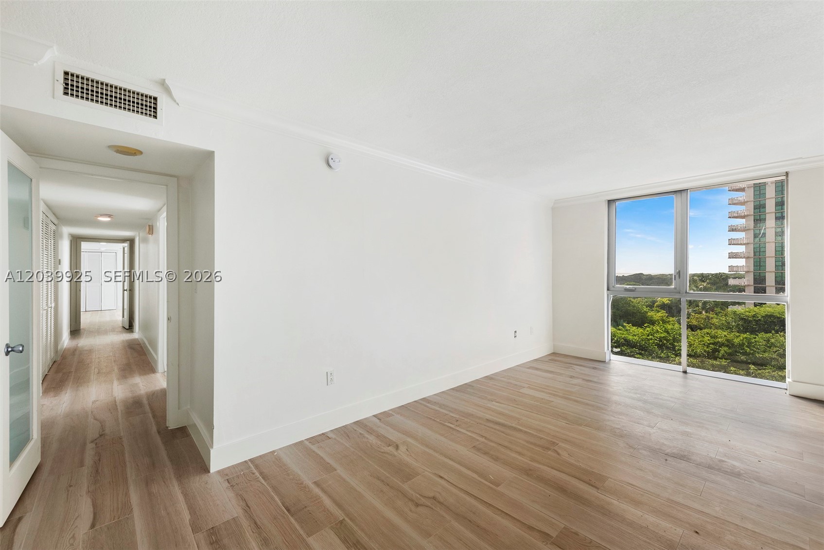 600 Grapetree Dr #7ES, Key Biscayne FL 33149