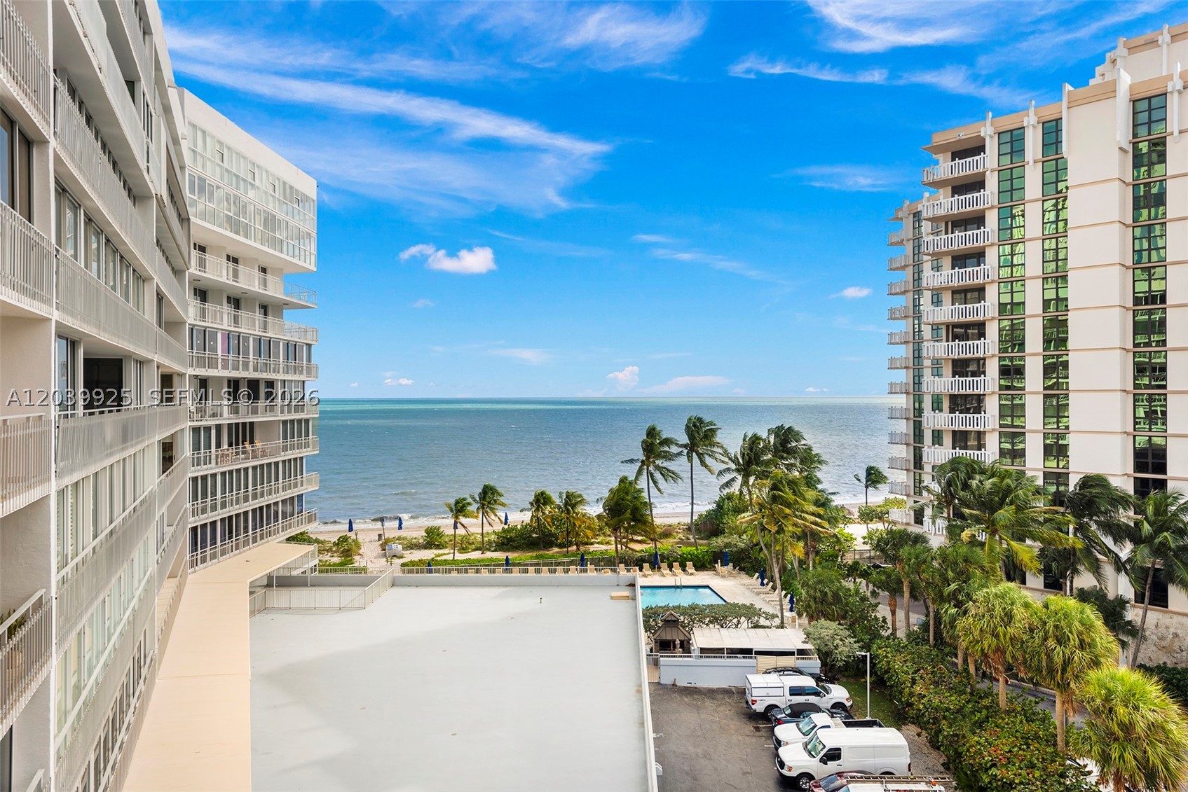 600 Grapetree Dr #7ES, Key Biscayne FL 33149