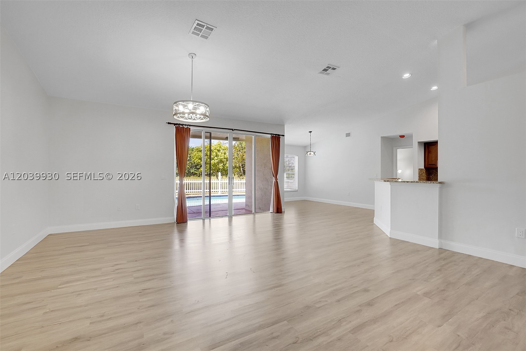 1574 NW 103rd Ter, Coral Springs FL 33071