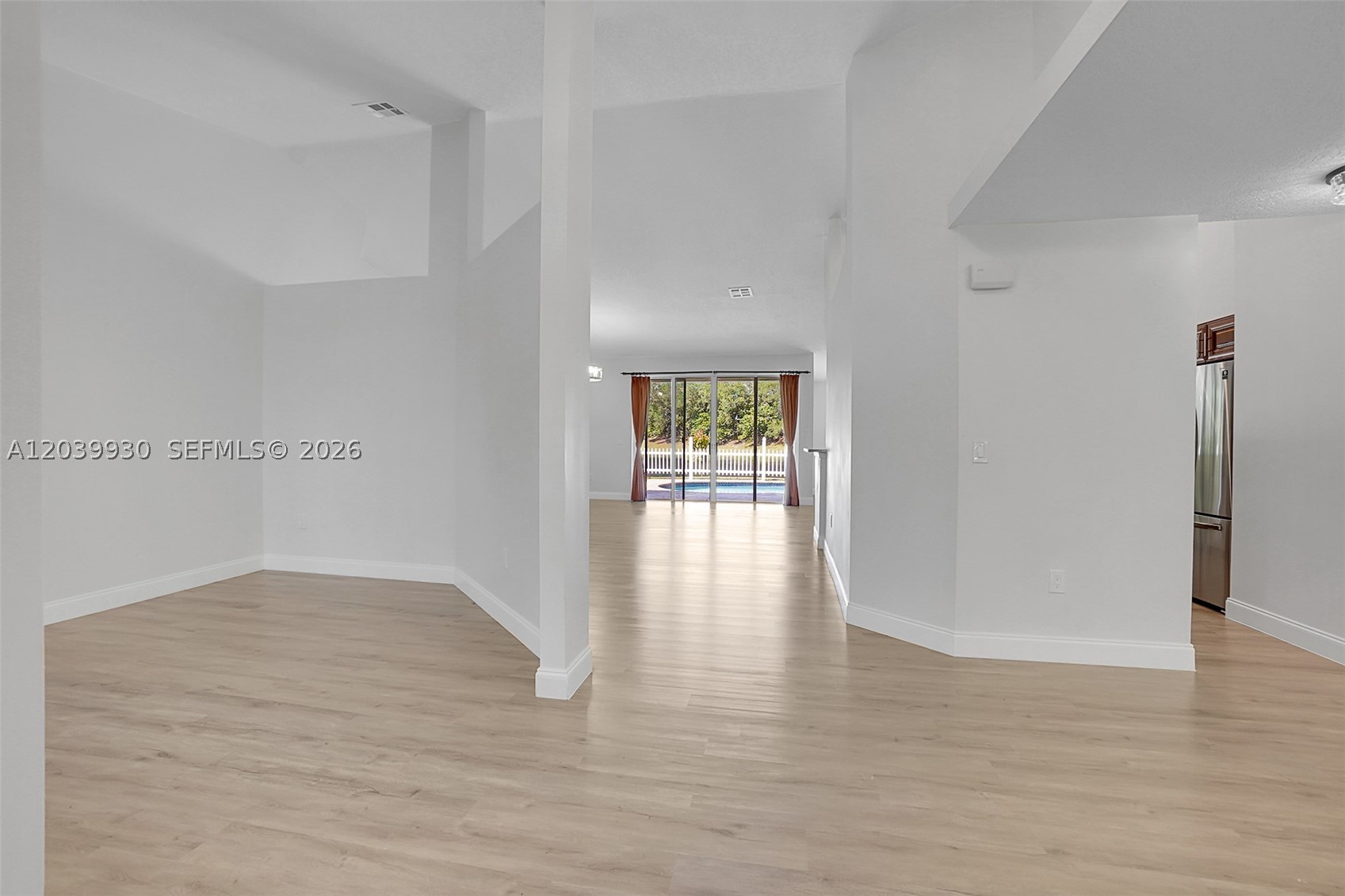1574 NW 103rd Ter, Coral Springs FL 33071