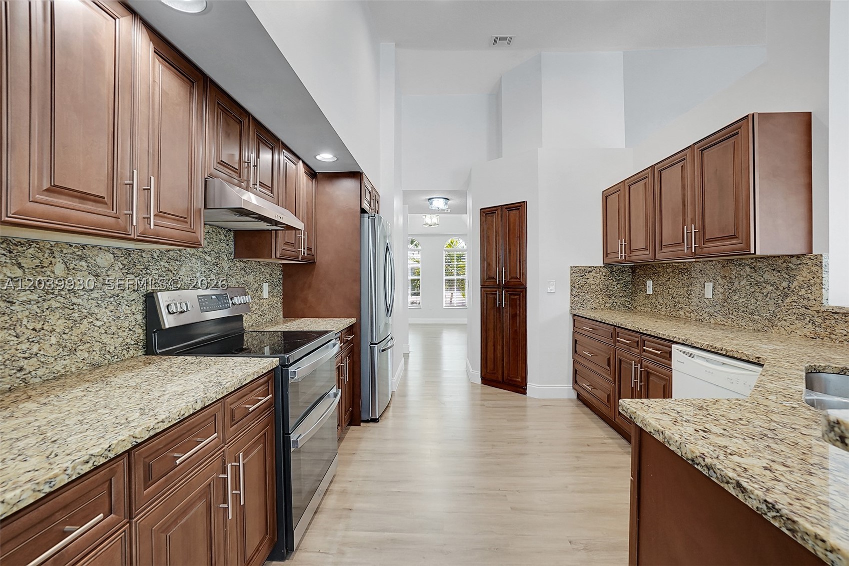 1574 NW 103rd Ter, Coral Springs FL 33071