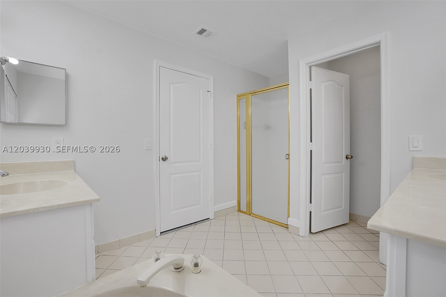 1574 NW 103rd Ter, Coral Springs FL 33071