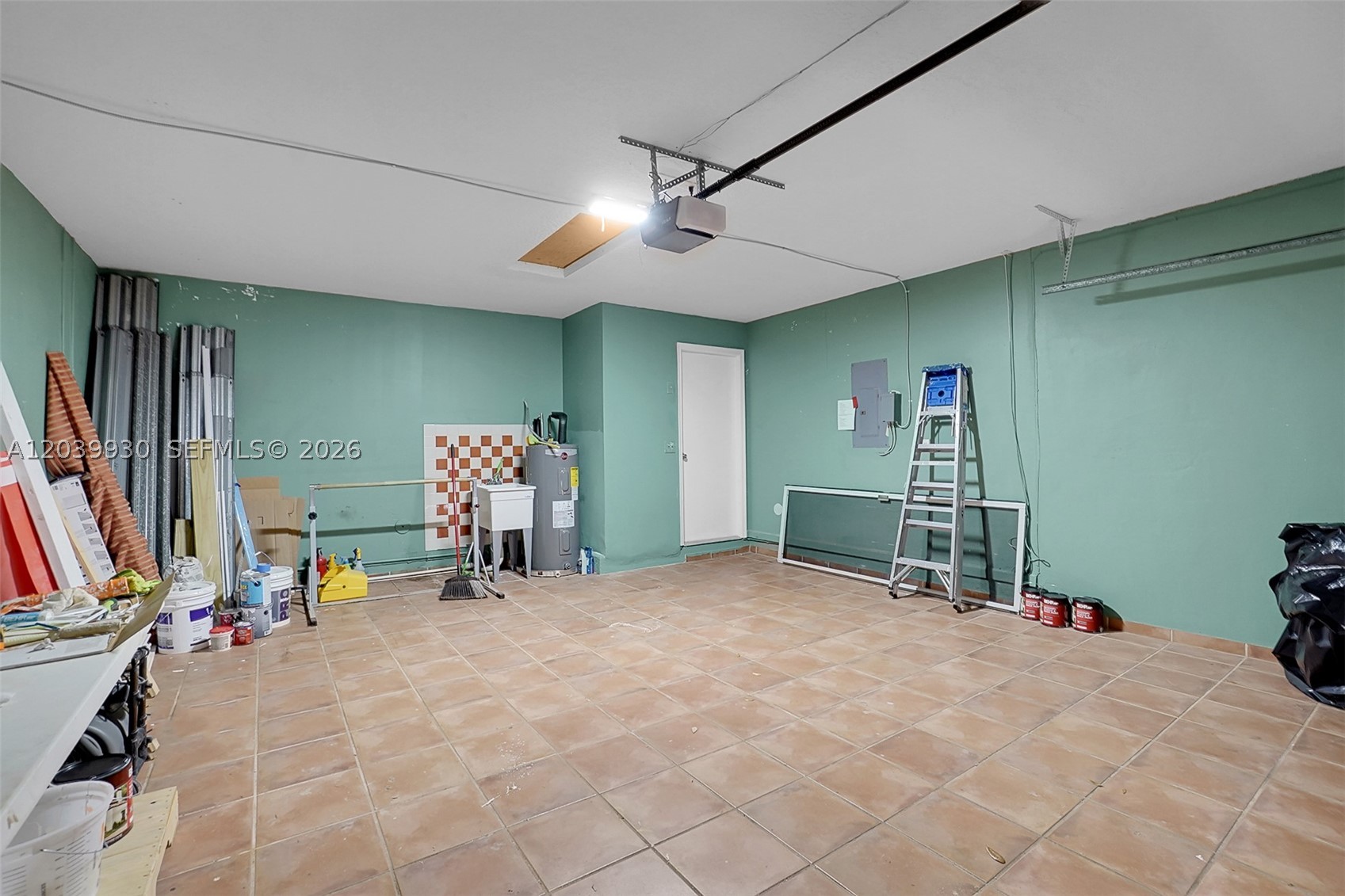 1574 NW 103rd Ter, Coral Springs FL 33071