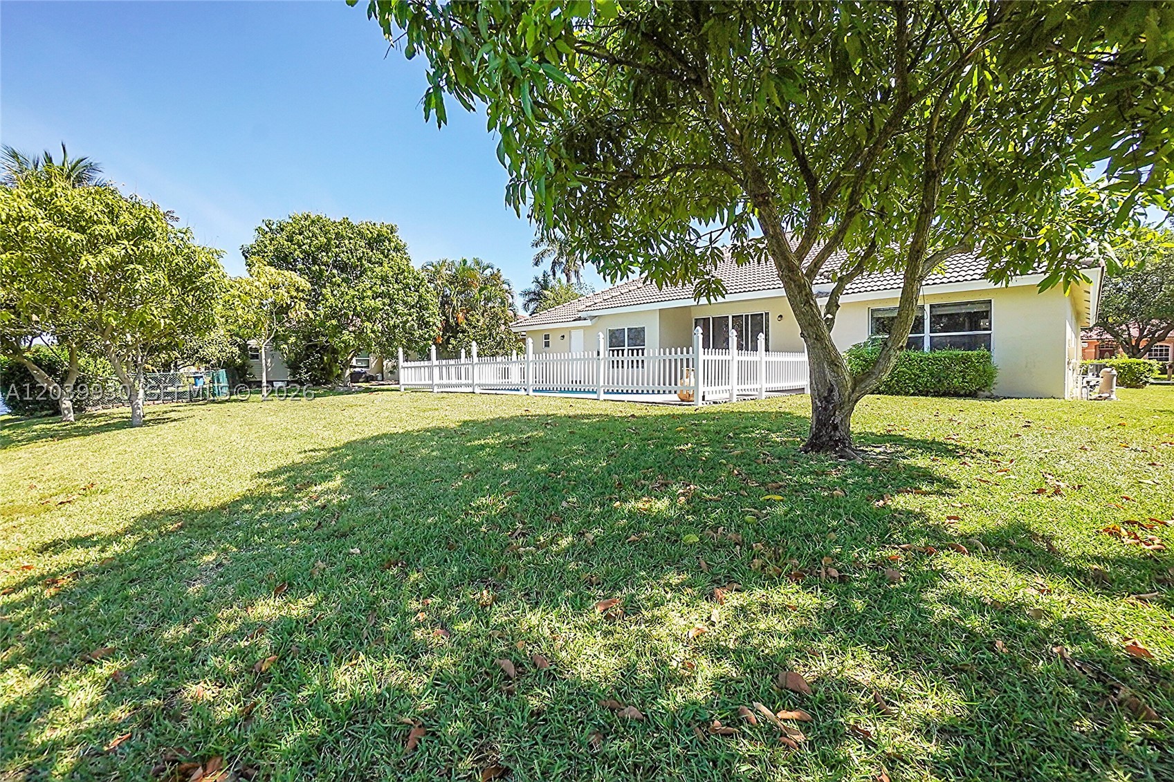 1574 NW 103rd Ter, Coral Springs FL 33071