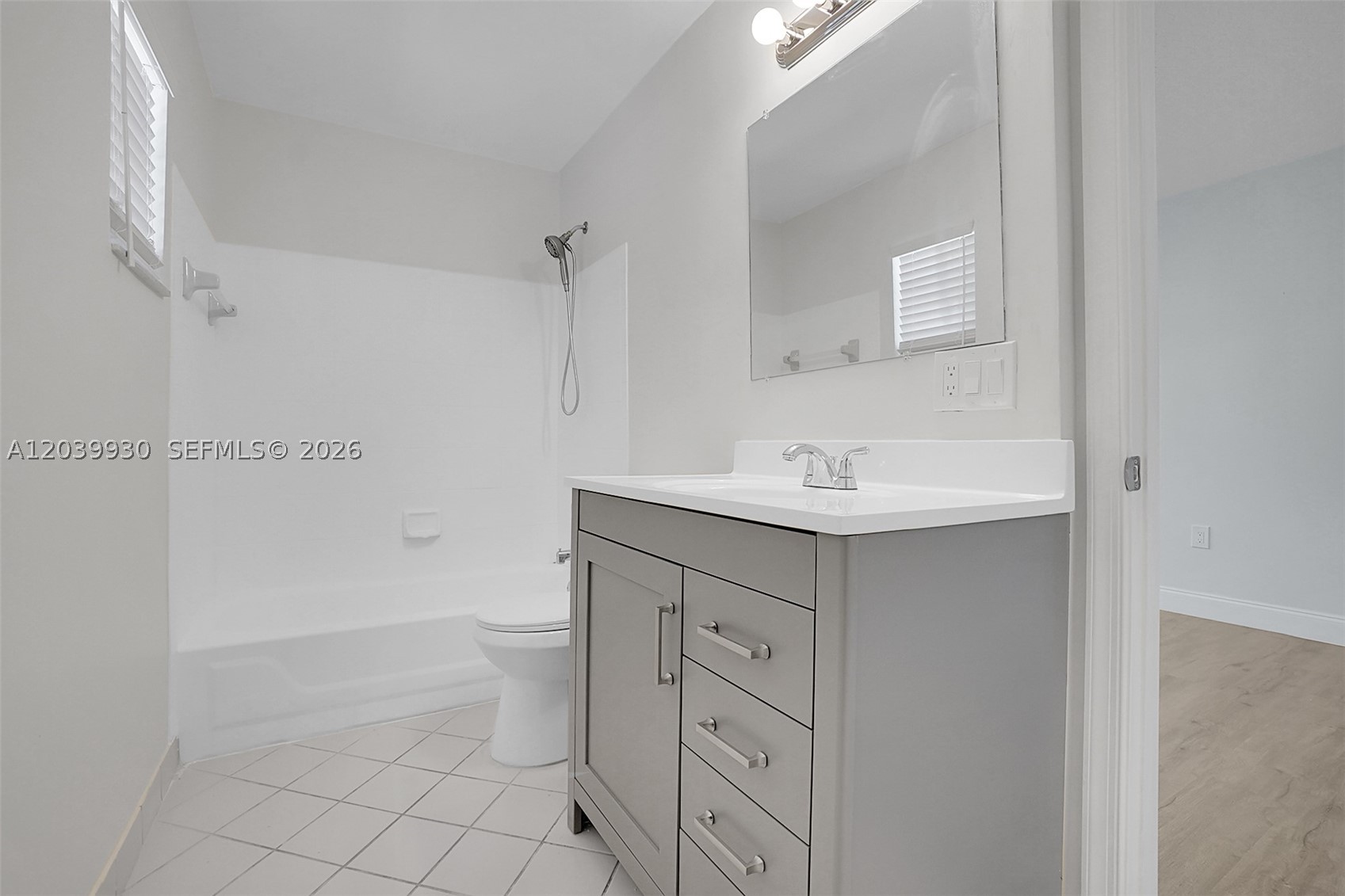 1574 NW 103rd Ter, Coral Springs FL 33071