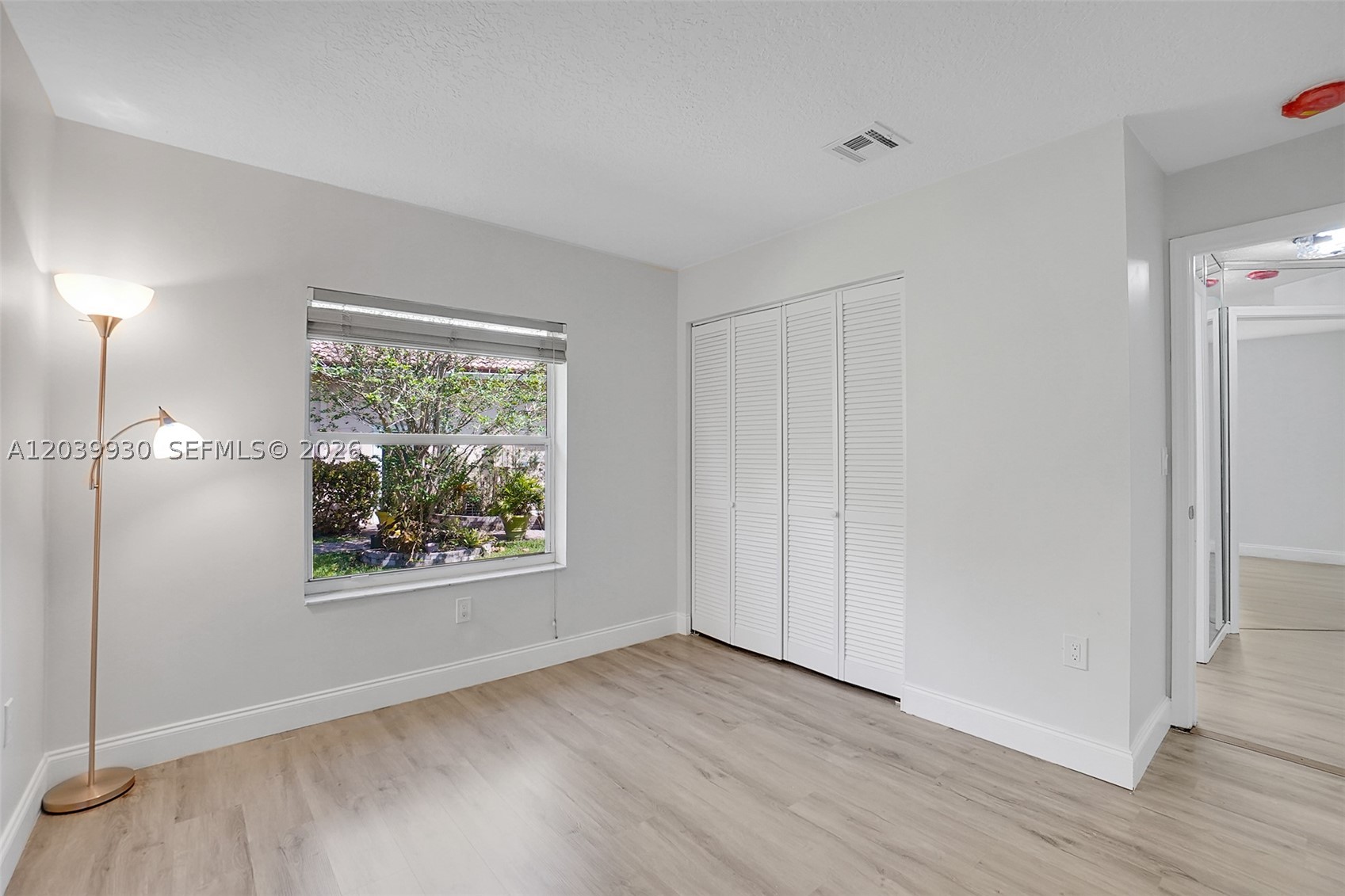 1574 NW 103rd Ter, Coral Springs FL 33071