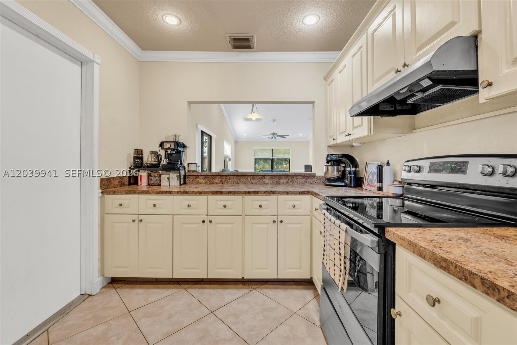 6633 N Parkway Dr #5-7, Margate FL 33068