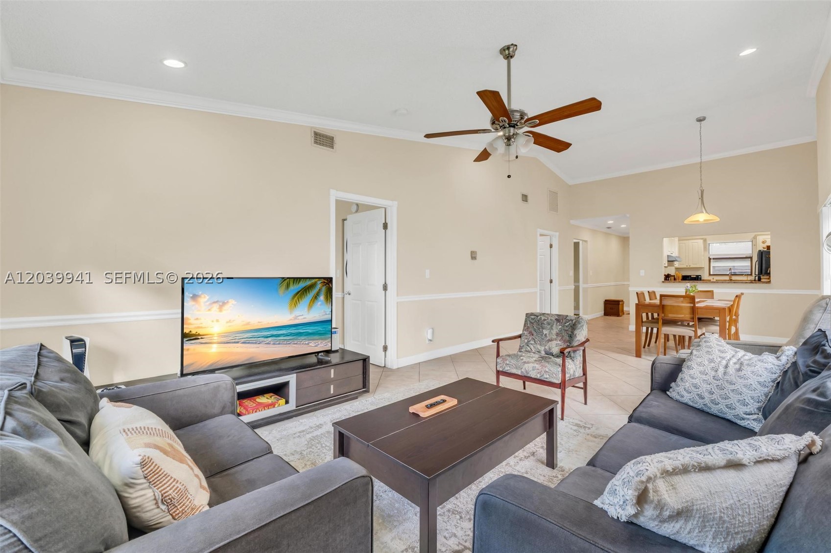 6633 N Parkway Dr #5-7, Margate FL 33068