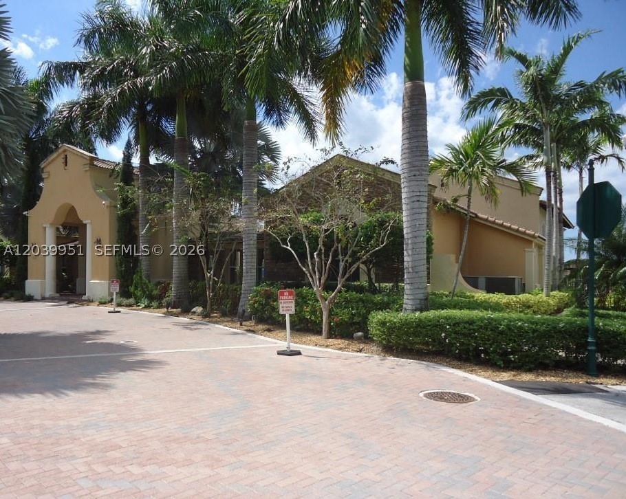 930 NE 34th Ave #202, Homestead FL 33033