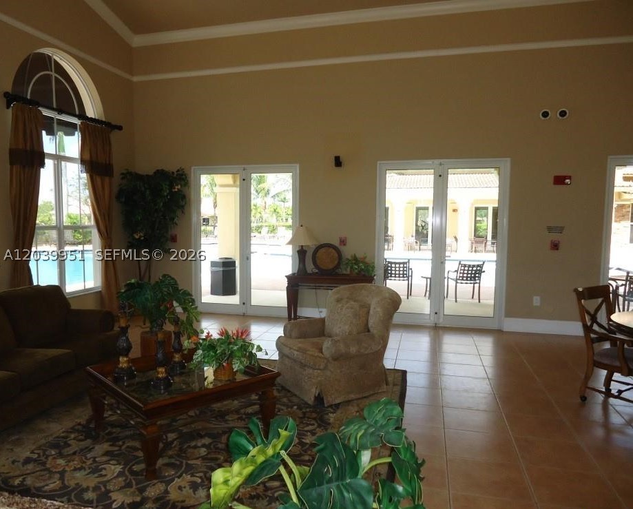 930 NE 34th Ave #202, Homestead FL 33033
