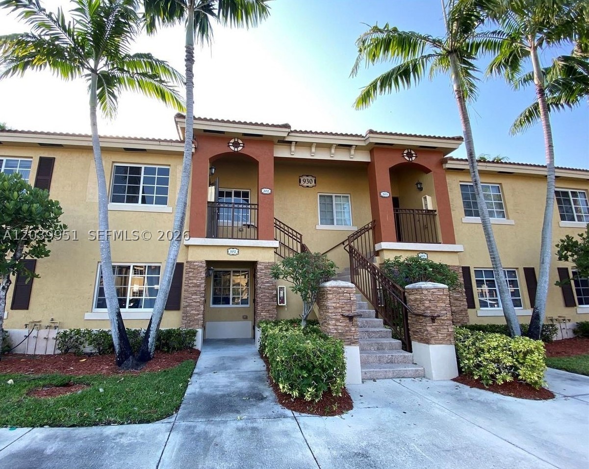 930 NE 34th Ave #202, Homestead FL 33033