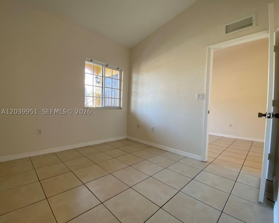 930 NE 34th Ave #202, Homestead FL 33033