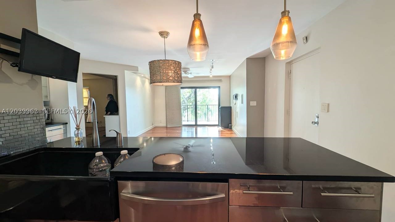 900 River Reach Dr #404, Fort Lauderdale FL 33315