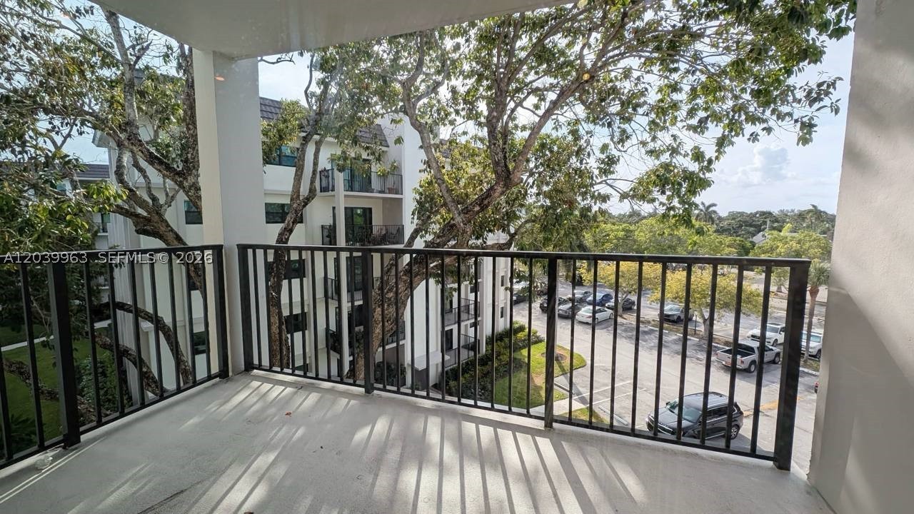 900 River Reach Dr #404, Fort Lauderdale FL 33315