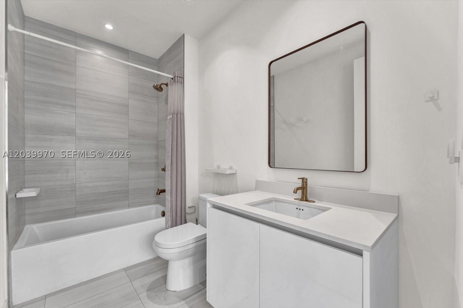 2655 S Bayshore Dr #1206, Miami FL 33133