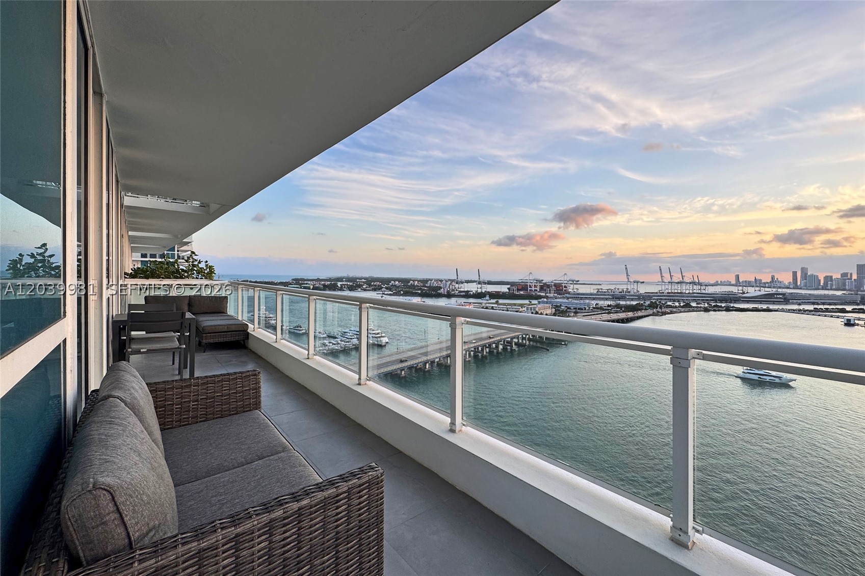 540 West Ave #2114, Miami Beach FL 33139