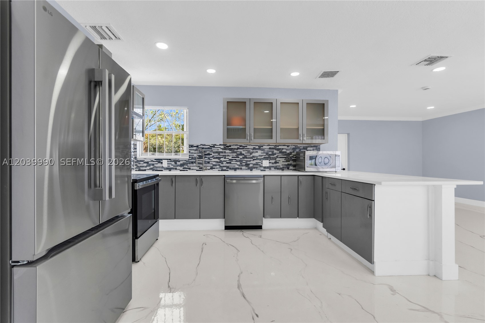 1010 NW 196th St, Miami Gardens FL 33169