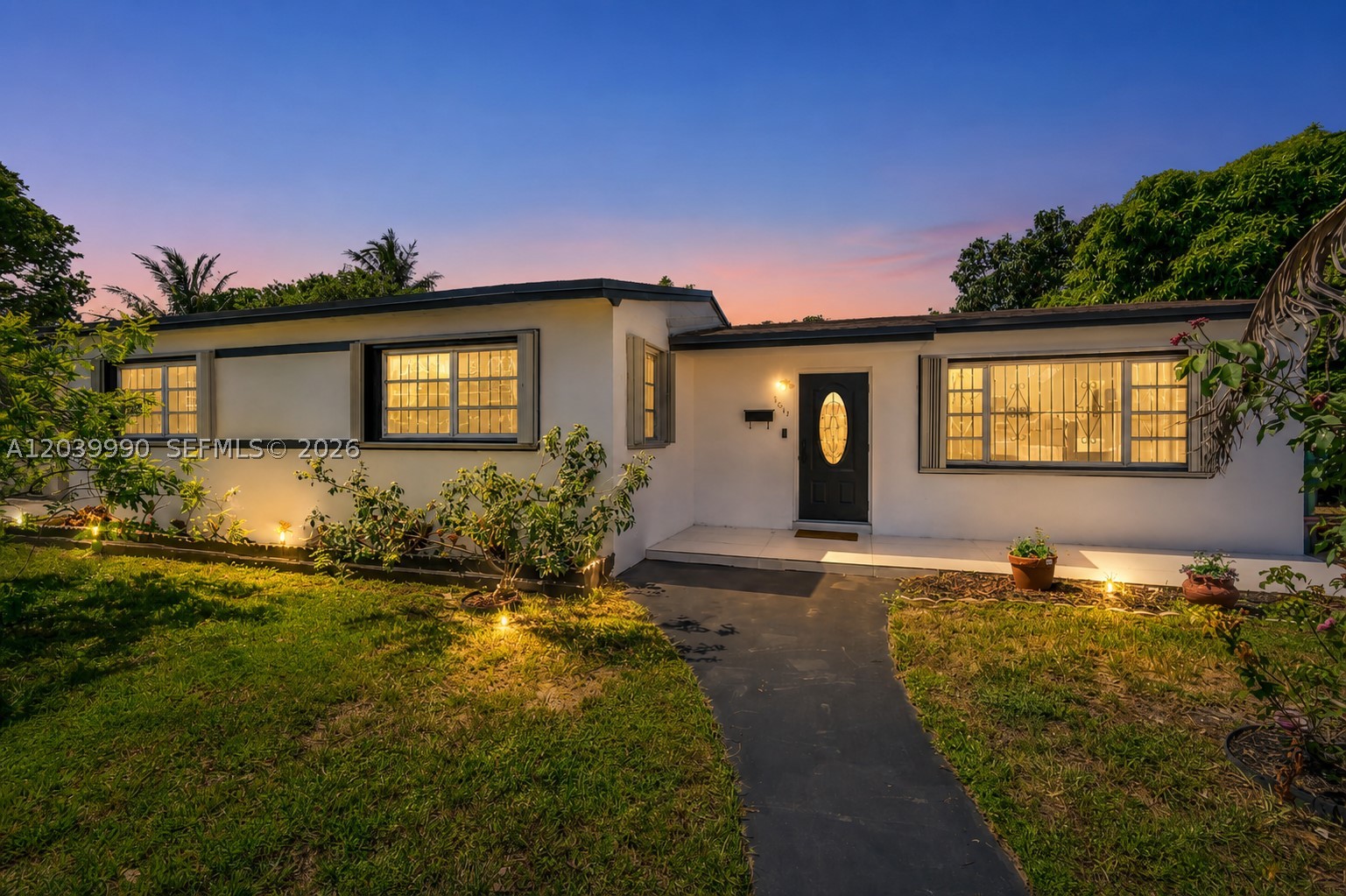 1010 NW 196th St, Miami Gardens FL 33169