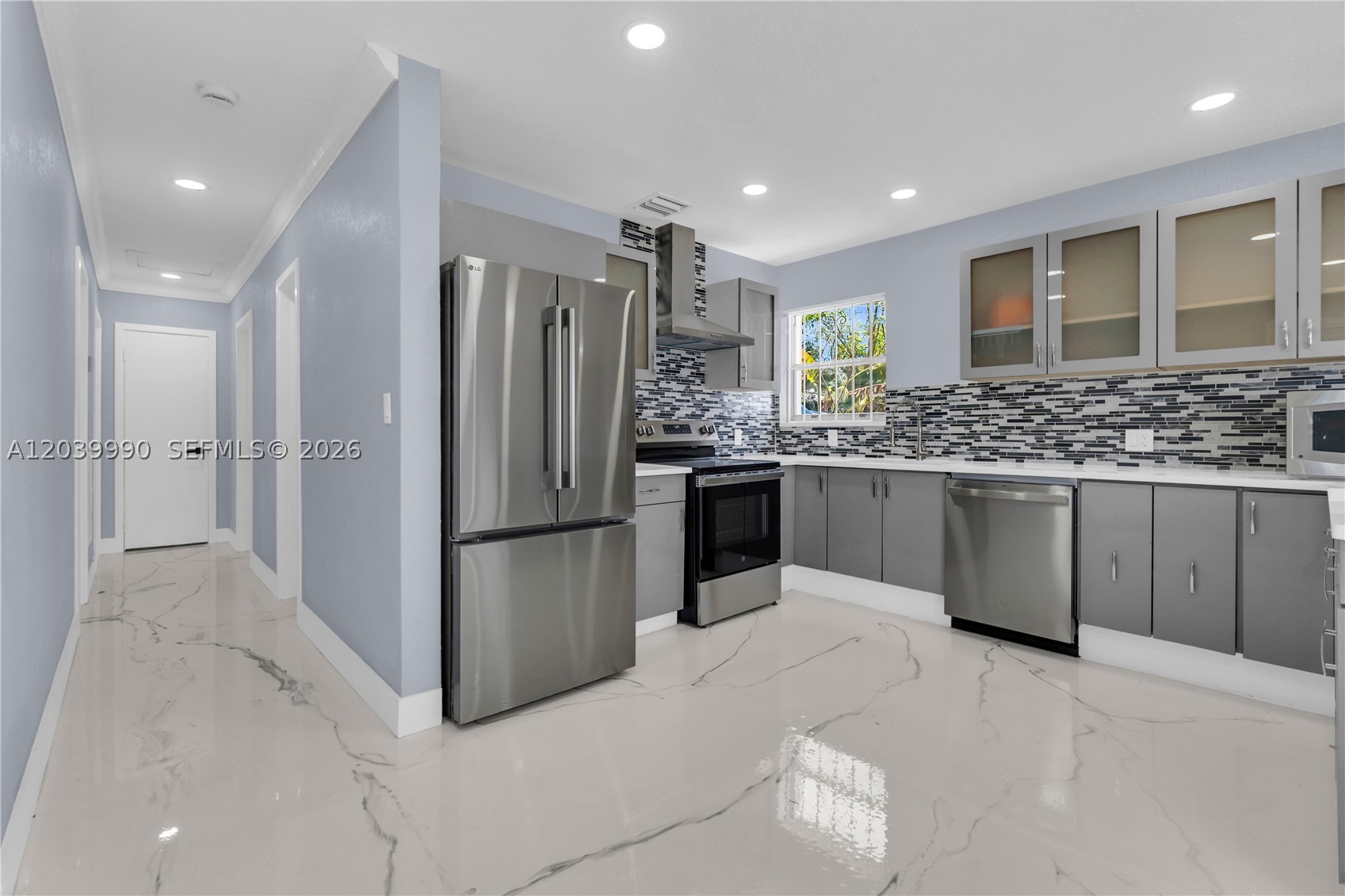 1010 NW 196th St, Miami Gardens FL 33169