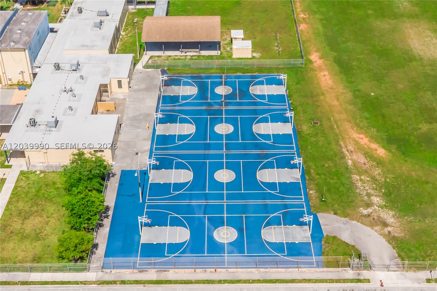 1010 NW 196th St, Miami Gardens FL 33169