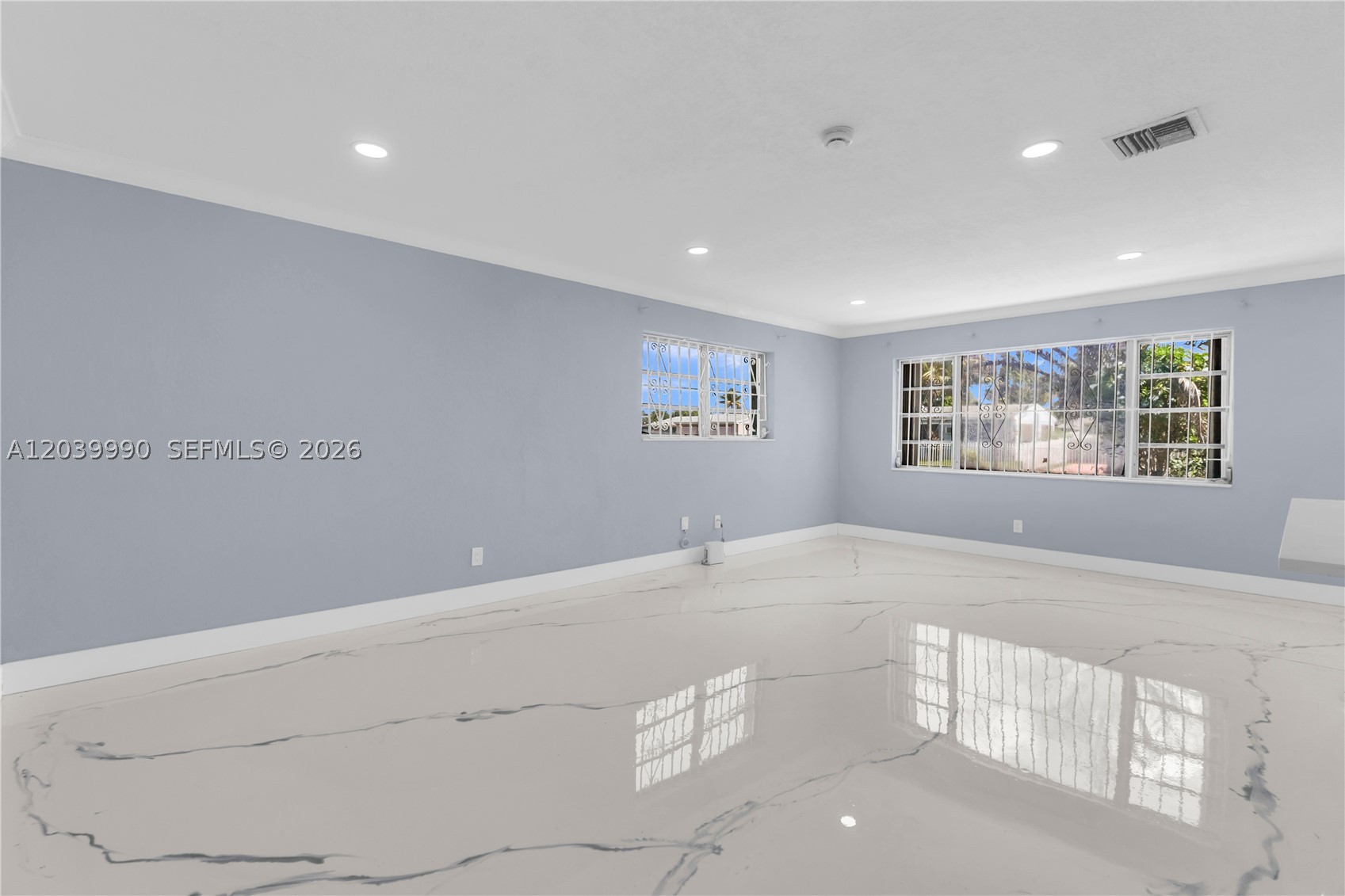 1010 NW 196th St, Miami Gardens FL 33169