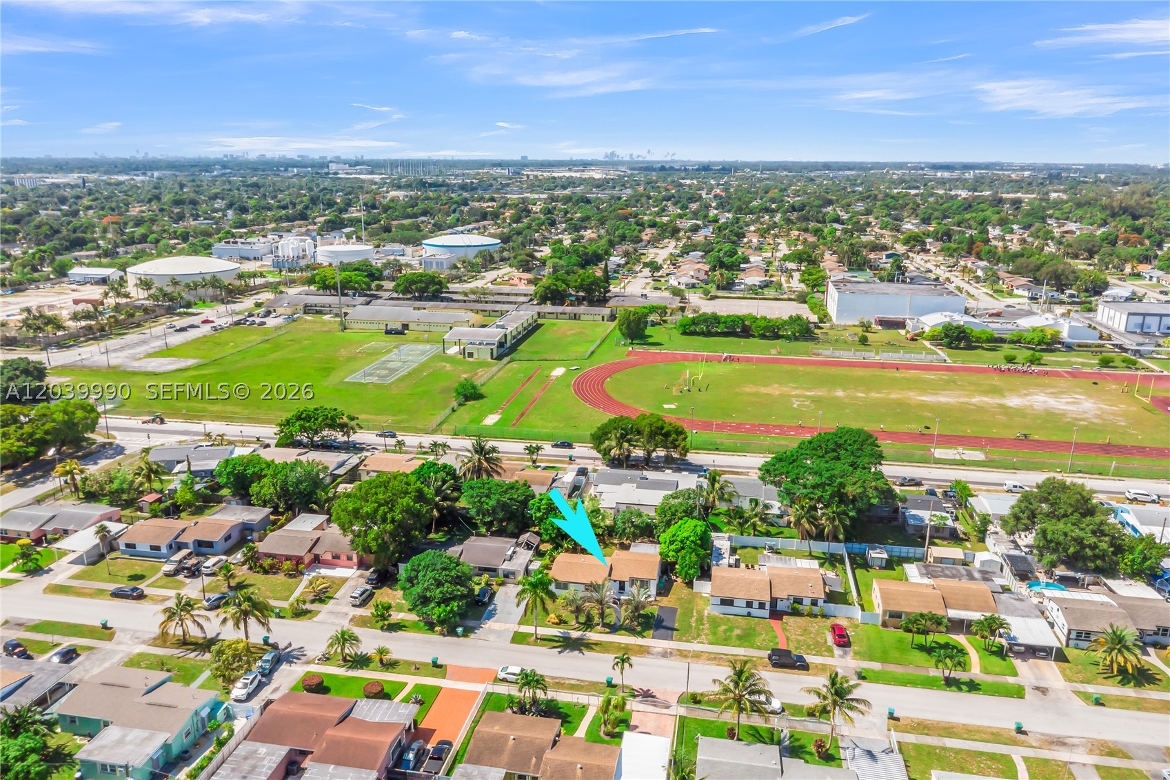 1010 NW 196th St, Miami Gardens FL 33169