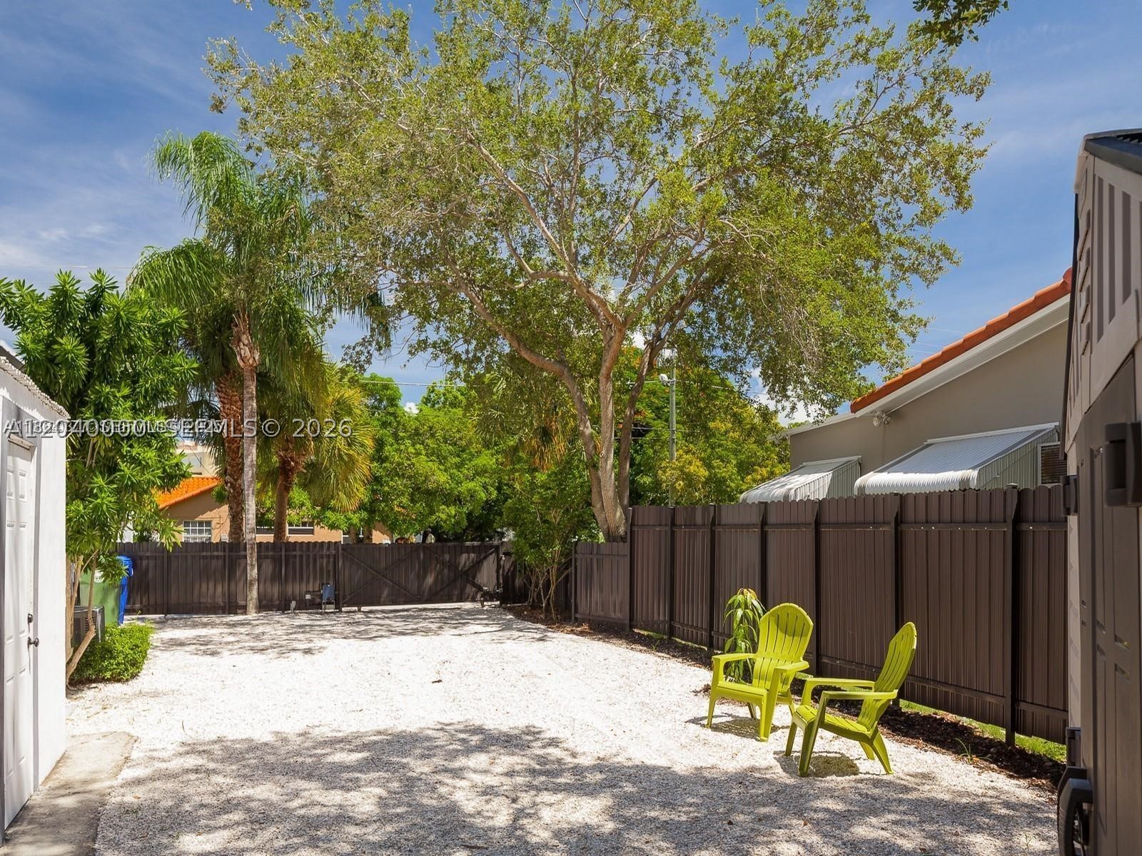 3452 Margaret St, Miami FL 33133