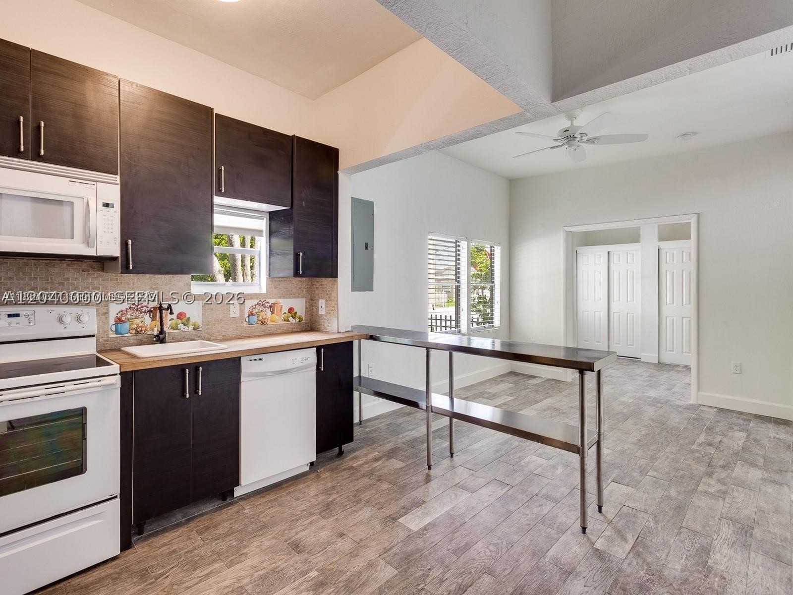 3452 Margaret St, Miami FL 33133